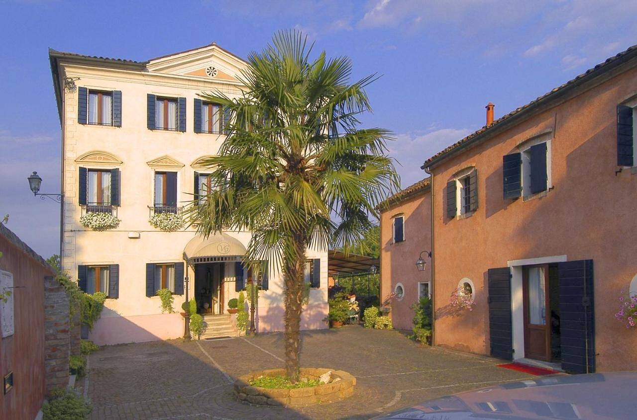 Villa Goetzen in Dolo, Provincia di Venezia