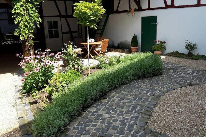 Ferienhaus für 3 Personen, mit Garten in Sinzig