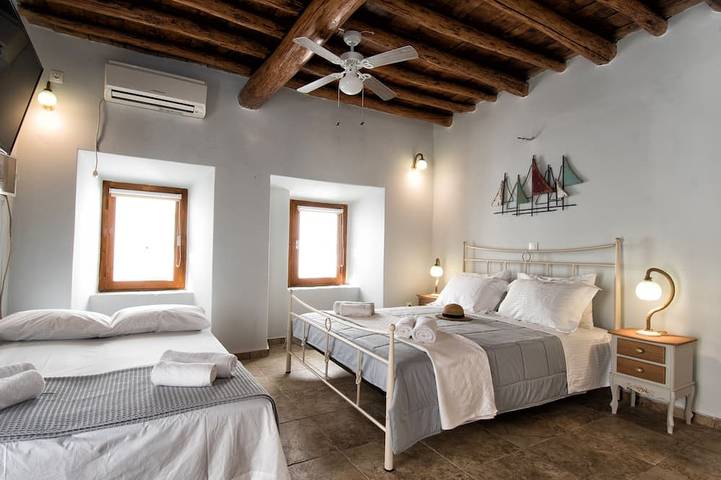 Ganze Wohnung, Premium Cycladic Studio - Perfekt für Familien - Paare, The Gavrion's Nest in Andros