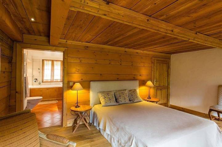 Gîte pour 8 personnes, avec jacuzzi et balcon à Rougemont - 4