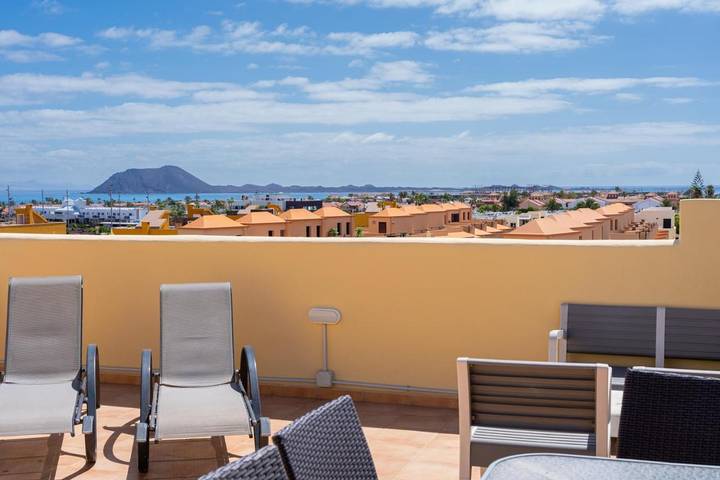 Casa rural para 4 personas, con piscina además de vistas y jardín en Corralejo - 3