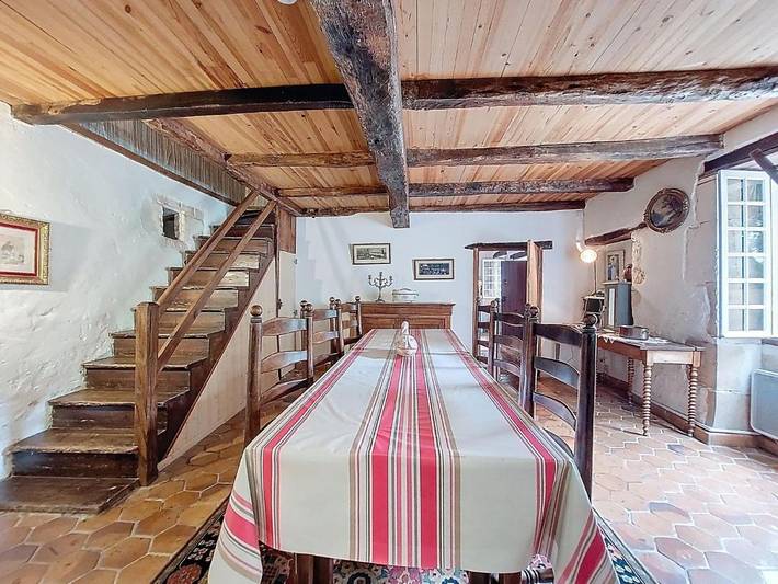 Location de vacances pour 6 personnes, avec terrasse à Sainte-Gemme - 4