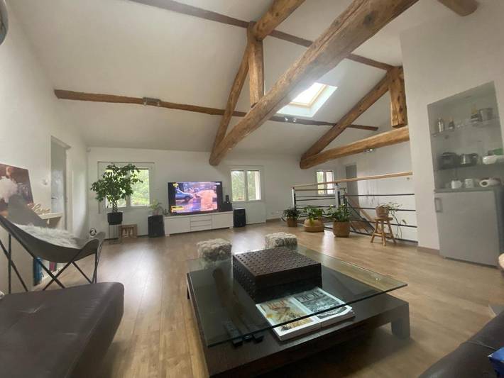 Appartement de vacances pour 2 personnes, avec jardin et vue ainsi que terrasse et piscine dans la Loire - 3