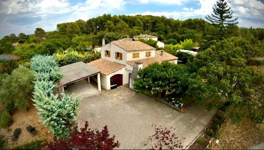 Casa de vacaciones para 15 personas, con piscina y jardín además de piscina para niños y vistas, Se admiten mascotas - 1