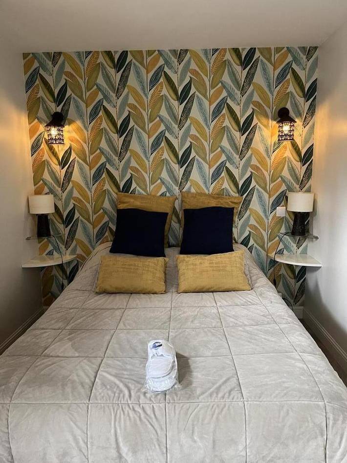 Gîte für 2 Personen, mit Terrasse und Ausblick in Eu