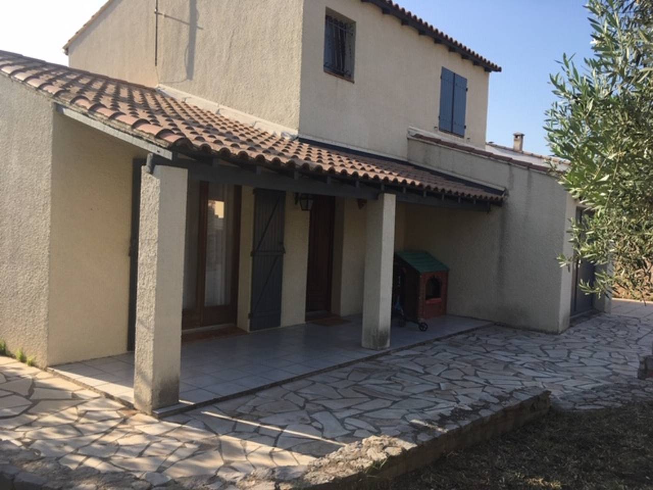 Villa avec jardin à Poussan avec piscine privée ouverte toute l'année in Poussan, Côte d'Améthyste