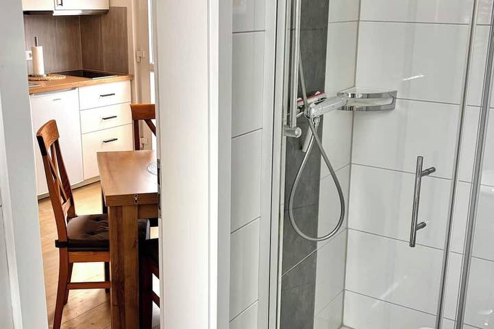 Entire apartment, Apartment 3 with balcony, animal free  near the south beach in Borkum