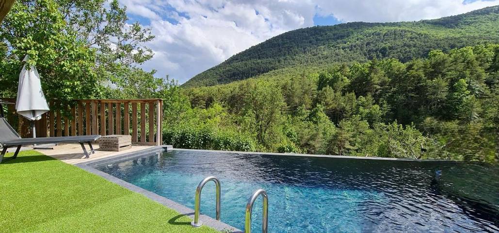 Gîte pour 12 personnes, avec jardin ainsi que piscine et vue à La Penne - 4