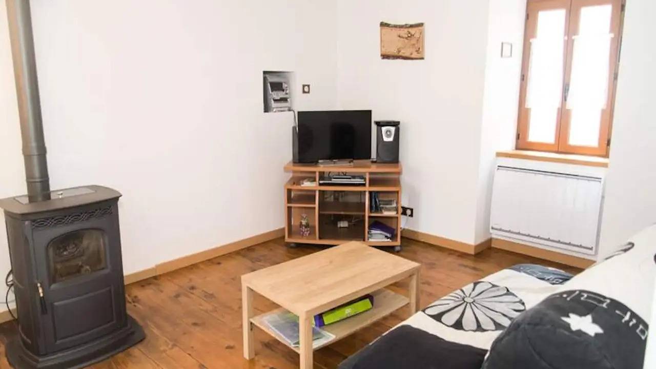 Appartement de vacances entier, Appartement de vacances pour 7 personnes avec piscine in Cubières, Parc national des Cévennes