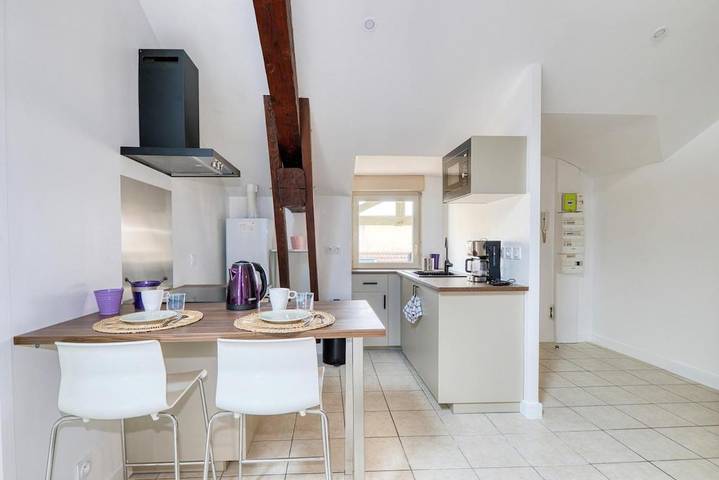 Gîte pour 4 personnes, avec terrasse à Montluel - 4