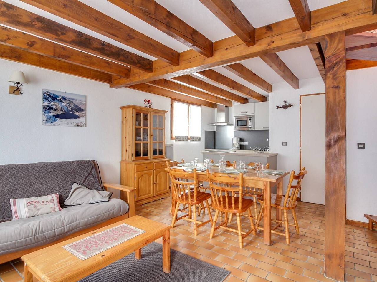 Chalet adosado dúplex con terraza, 2 dormitorios, 7 personas, cerca del telesilla y servicios in Cauterets, Parque nacional de los Pirineos