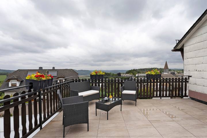 Ferienwohnung für 6 Personen, mit Balkon und Garten in Bestwig - 3