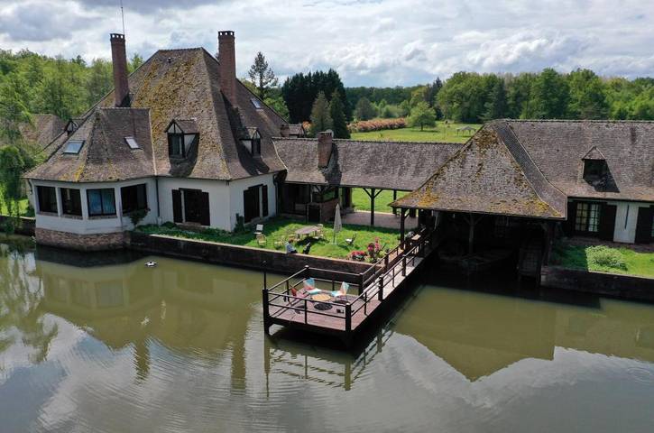 Chambre d’hôte pour 2 personnes, avec piscine et terrasse ainsi que jacuzzi et jardin dans le Cher - 4