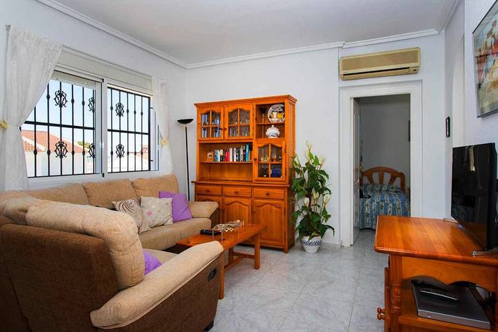 Location de vacances pour 4 personnes, avec piscine ainsi que terrasse et vue sur le lac dans Ciudad Quesada - 3