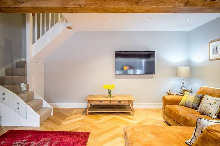 School Cottage, family friendly, luxury holiday cottage in Holmfirth in Westliches Yorkshire