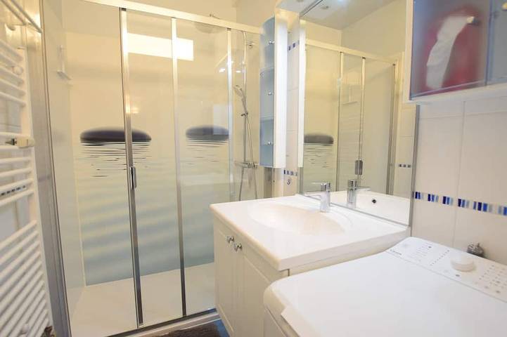 Apartamento entero, Encantador apartamento cerca del lago con Wi-Fi y estacionamiento en Évian-les-Bains in Évian-les-Bains, Thonon-les-Bains region