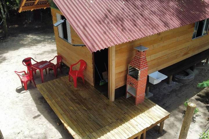 Casas e apartamentos de temporada para 4 pessoas, com balcão em Picinguaba