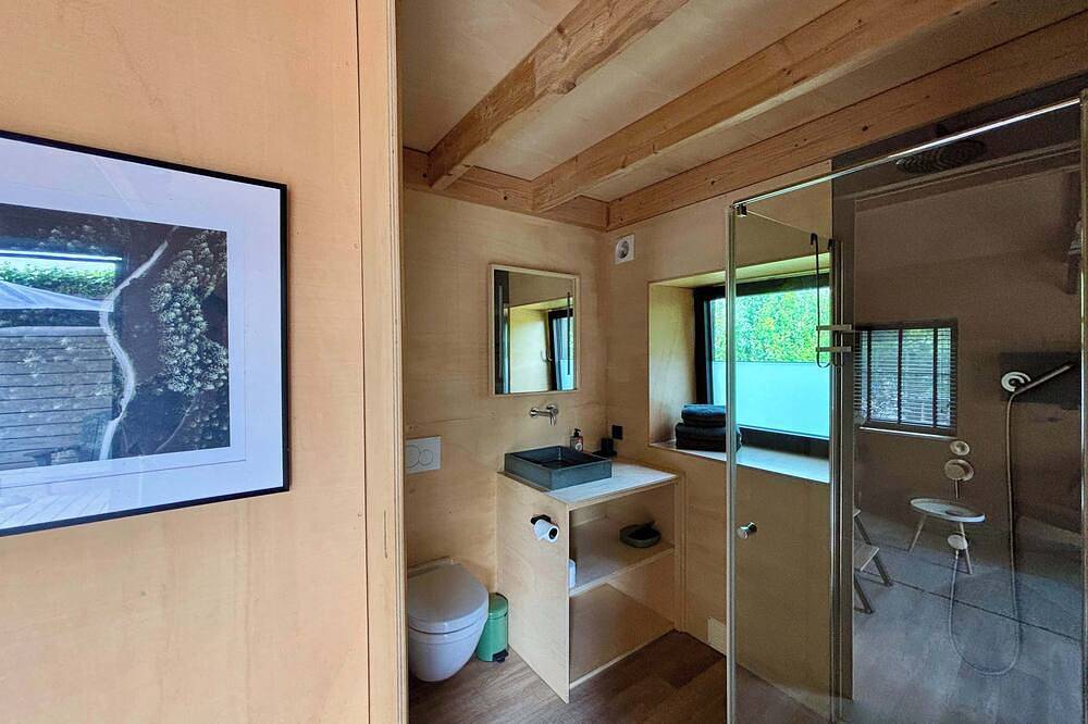 Tiny House mit Kamin in der Polderlandschaft | Tiny House Wood in Groede, Zeeuwse Kust