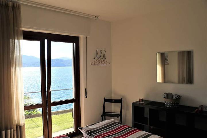 Ganze Wohnung, Haus mit privatem Garten und herrlichem Seeblick in Oggebbio Gemeinde, Lago Maggiore (Piemont)