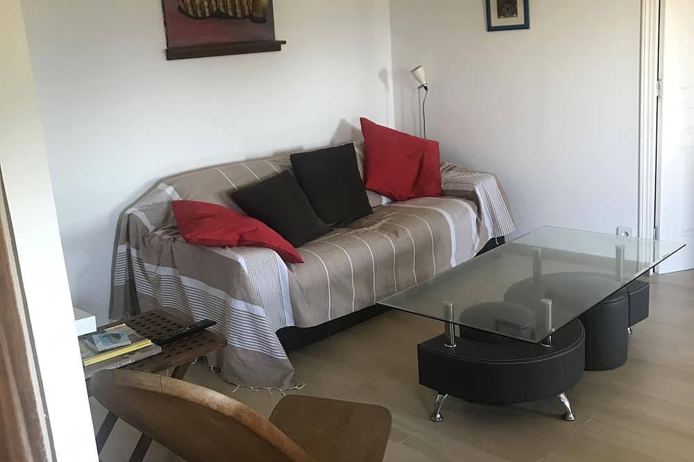 Appartement entier, F2   ,100m de la mer in Canari, Cap Corse