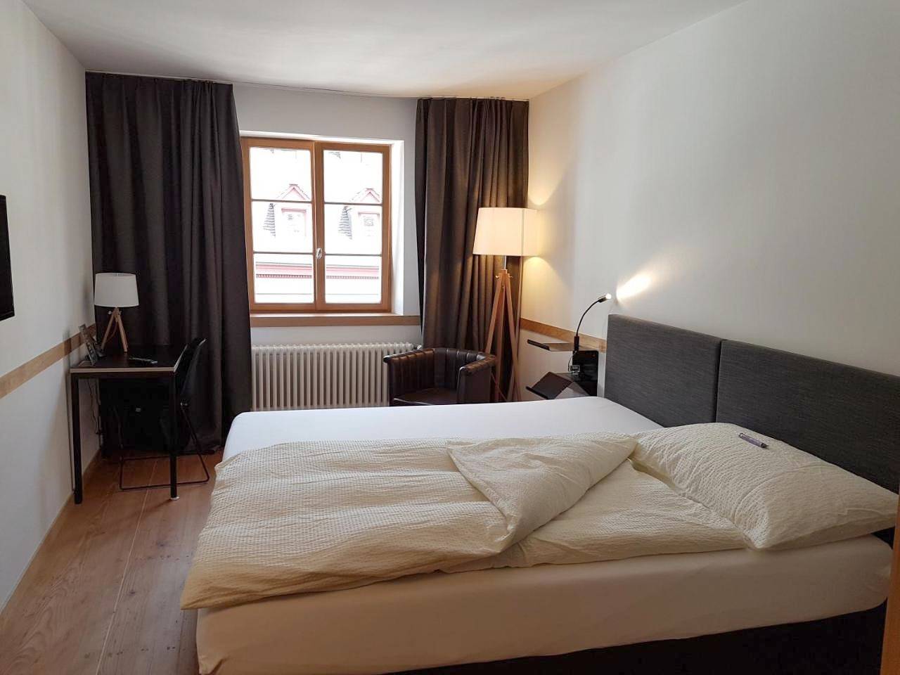 East West Hotel Basel in Basel Zustellkreis, Basilea