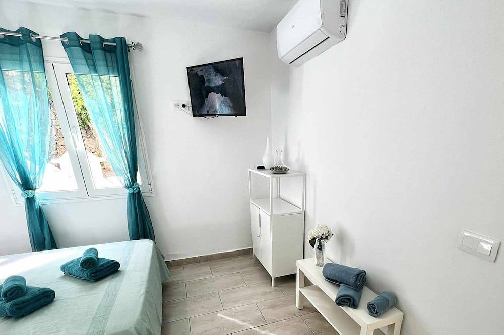 Entire apartment, Acquamarina – Eco Retreat & Sea View in Puerto del Carmen, Tías
