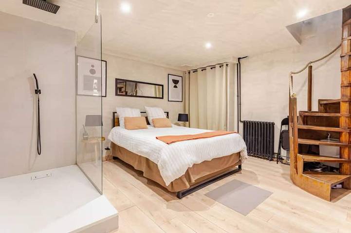 Ganze Wohnung, Jaccuzzi Sauna Private Spa Paris in Montrouge, Hauts-de-Seine