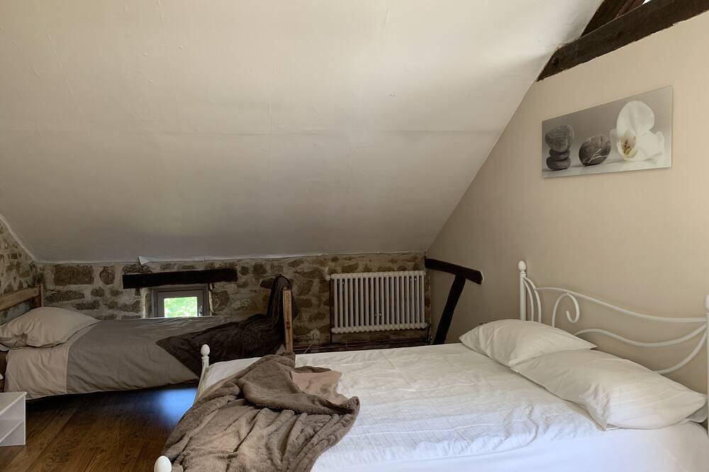 Complejo para niños y mascotas | piscina climatizada | ecuestre local | duerme 8 in Saint-Sylvestre, Región de Limoges