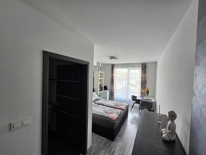 Ferienwohnung für 2 Personen, mit Ausblick und Balkon - 1