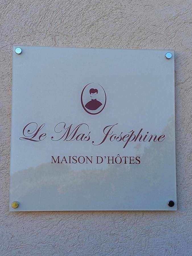 One-Bedroom Apartment in Saint-Rémy-de-Provence, Région d'Arles