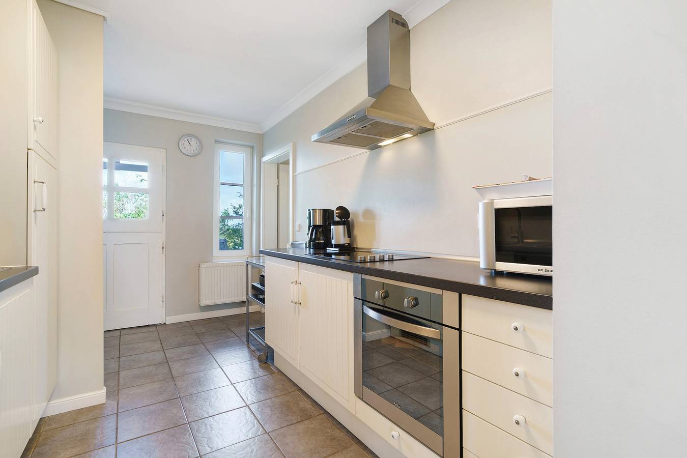 Ganze Wohnung, Apartment 'Luv' mit Gemeinschaftsgarten und Wlan in Pellworm, Nordfriesische Inseln