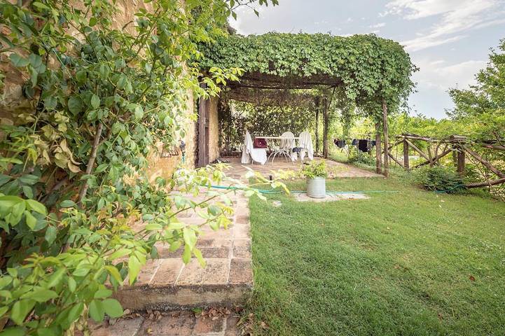 Gîte pour 4 personnes, avec jardin