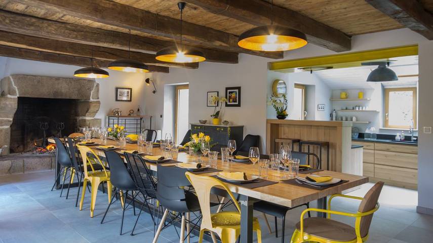 Gîte pour 15 personnes, avec terrasse ainsi que jardin et sauna, animaux acceptés à Plurien - 2