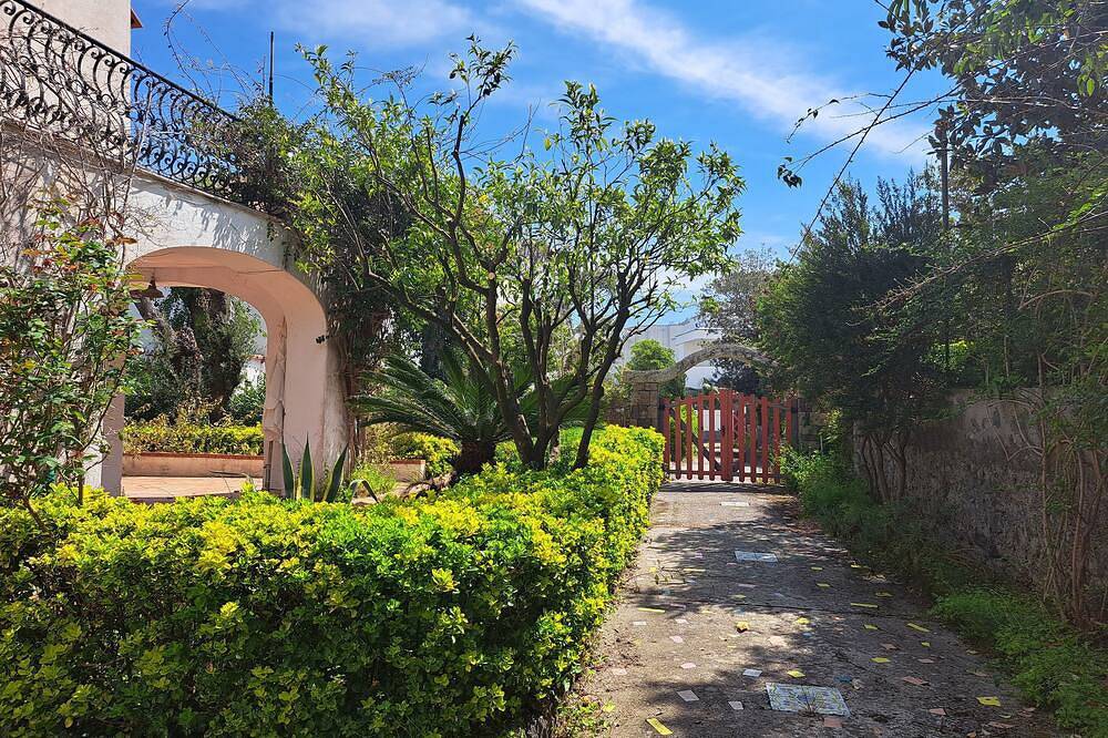 4 Bedroom Villa in Ischia in Ischia Stadt, Ischia