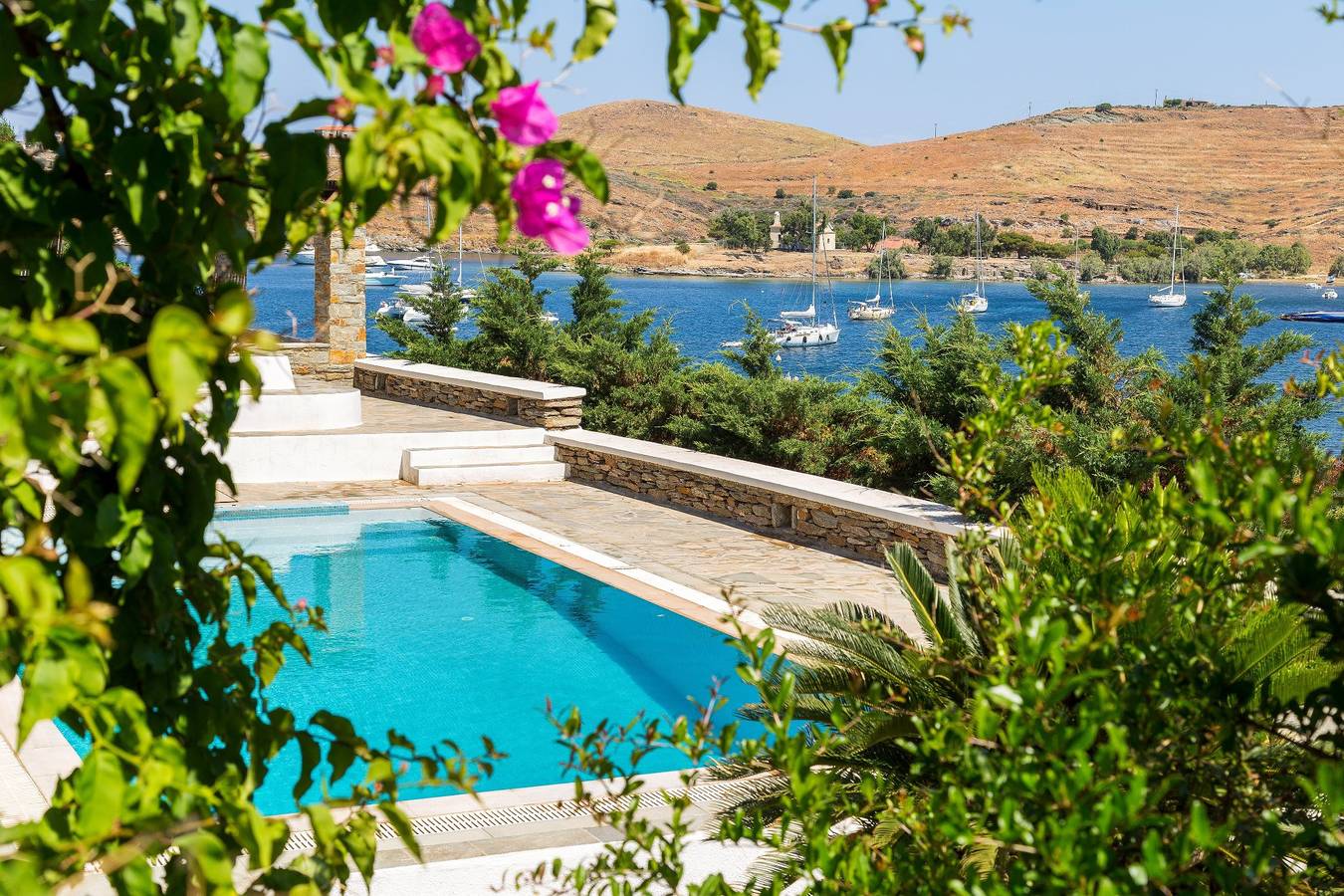 Villa Liana in Vourkari, Kea