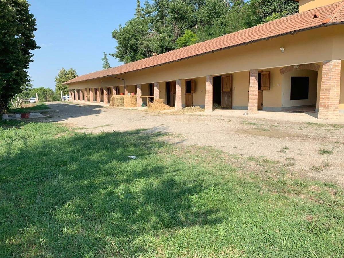 Single Room with Shared Toilet in Ozzano dell'Emilia, Province de Bologne