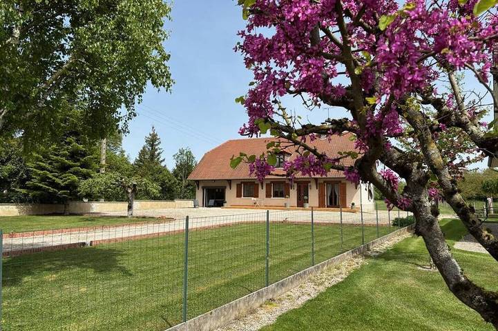 Maison de vacances pour 12 personnes, avec Jacuzzi ainsi que Terrasse et Jardin