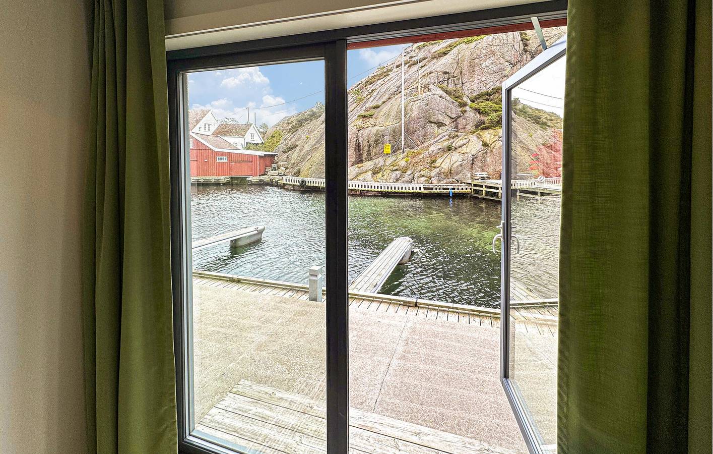 Hel ferieleilighet, Ferieleilighet for 6 personer med hage in Søgne 