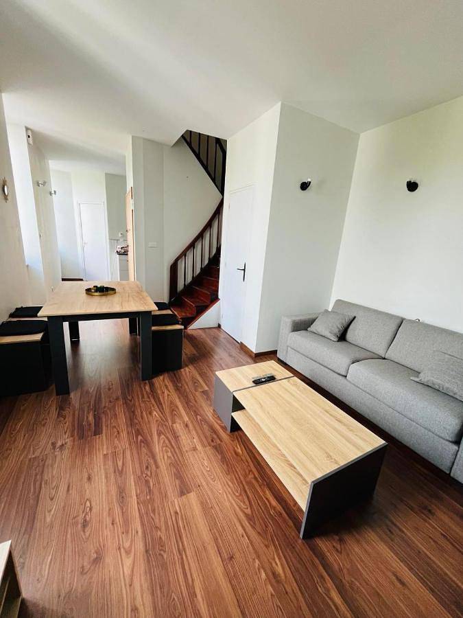 Gîte pour 4 personnes, avec terrasse dans Office De Tourisme Du Choletais