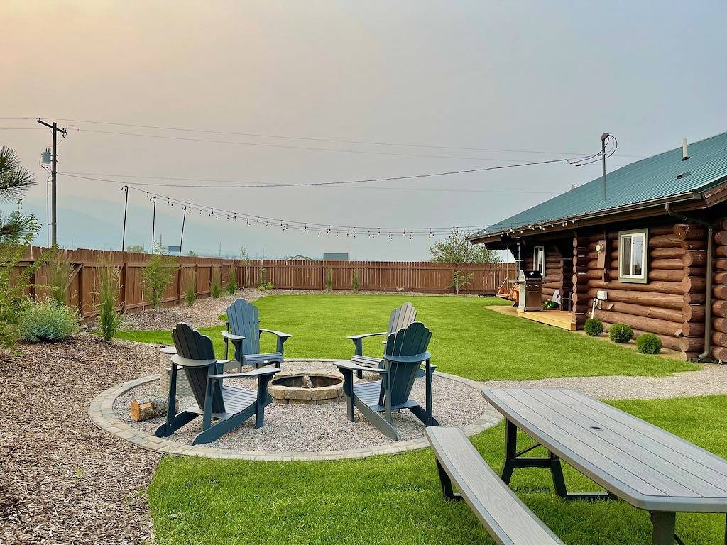 Knotty but Nice by the Bitterroot! in Lolo Nationalwald