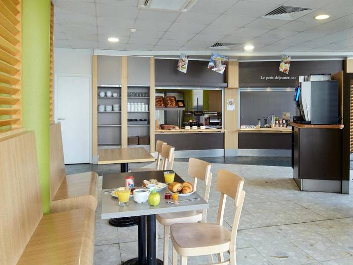 Hôtel pour 2 personnes, animaux acceptés à Roissy-en-France - 4