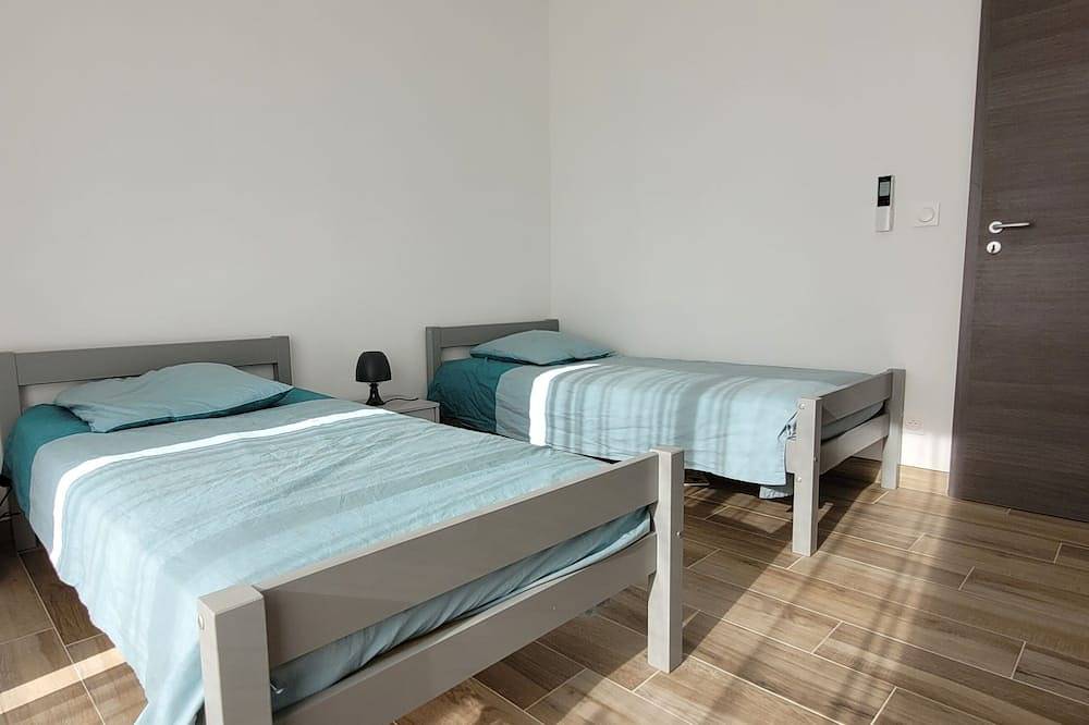 Villa 6 Personnes Avec Jacuzzi Pour des Vacances de Rêves à 3 min de la Plage in Palasca, Calvi und Umgebung