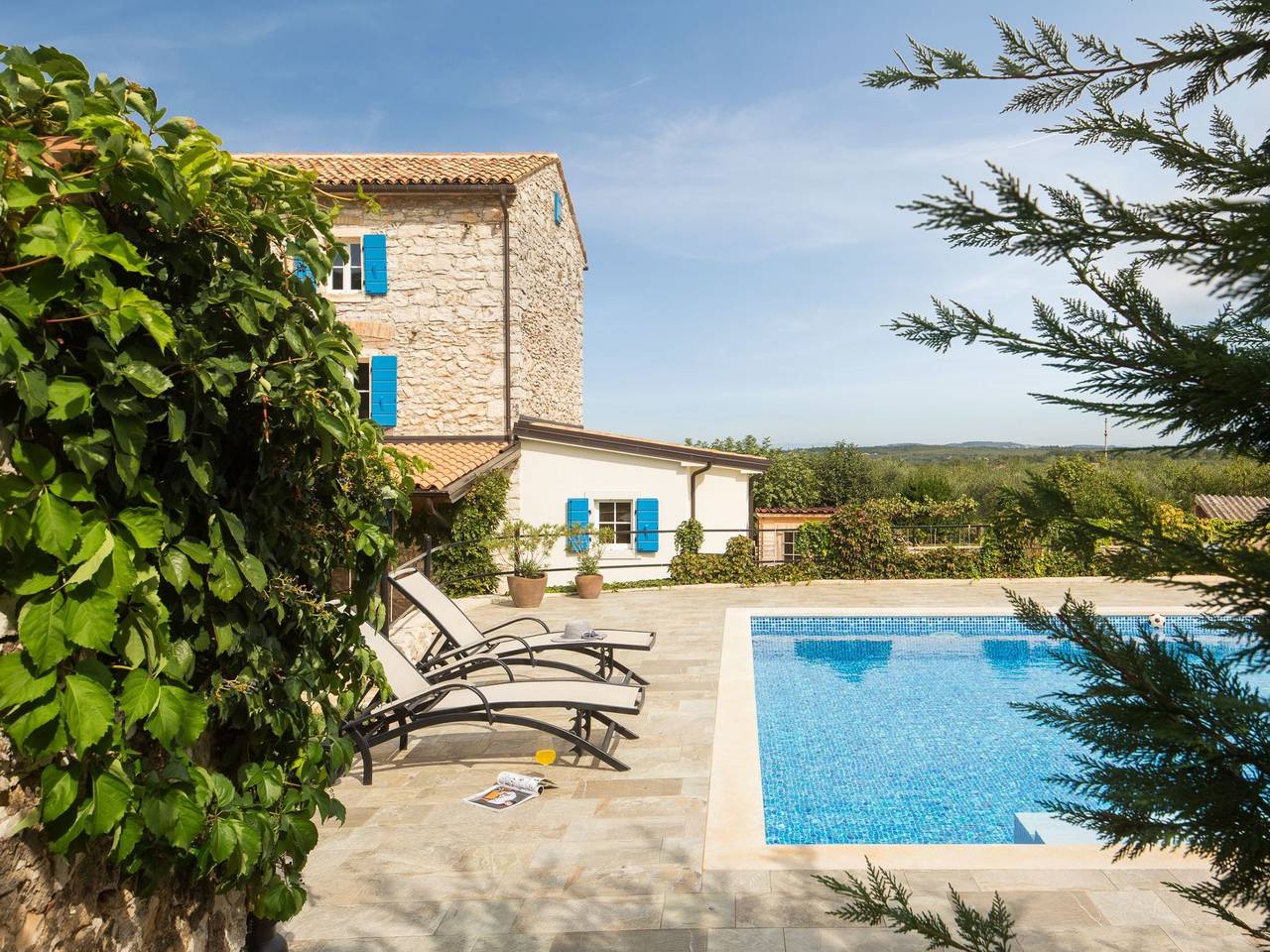 Villa Flavia Traditionelles Steinhaus mit Pool in Umag und Umgebung