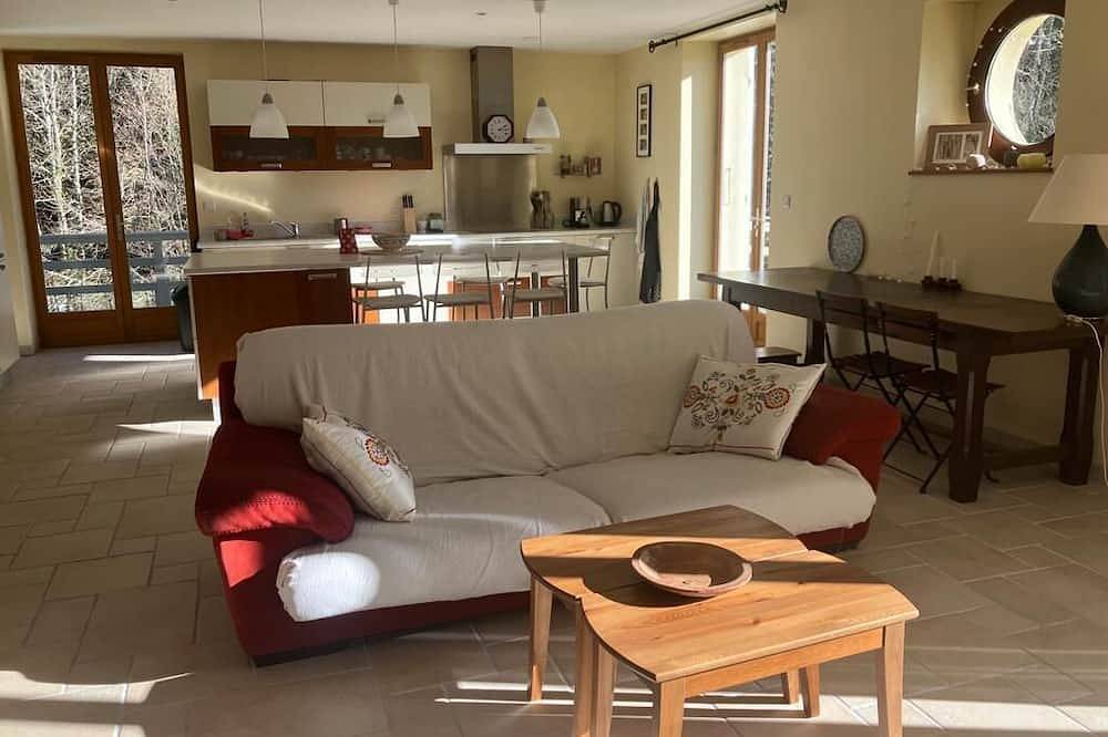Ganze Wohnung, A balcony overlooking the Jura's most beautiful lake in Bonlieu, Französischer Jura