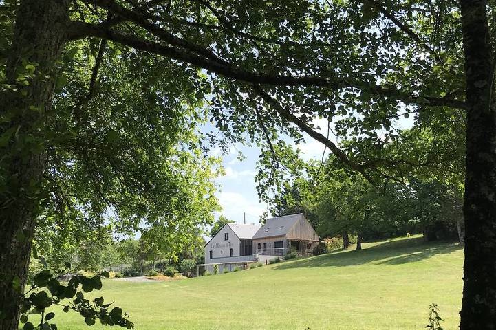 Location de vacances pour 8 personnes, avec Jardin à Saché