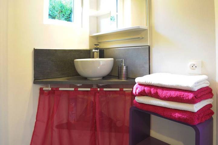 Entire apartment, Studio Le Woody. Calme in Montauban, Tarn-et-Garonne