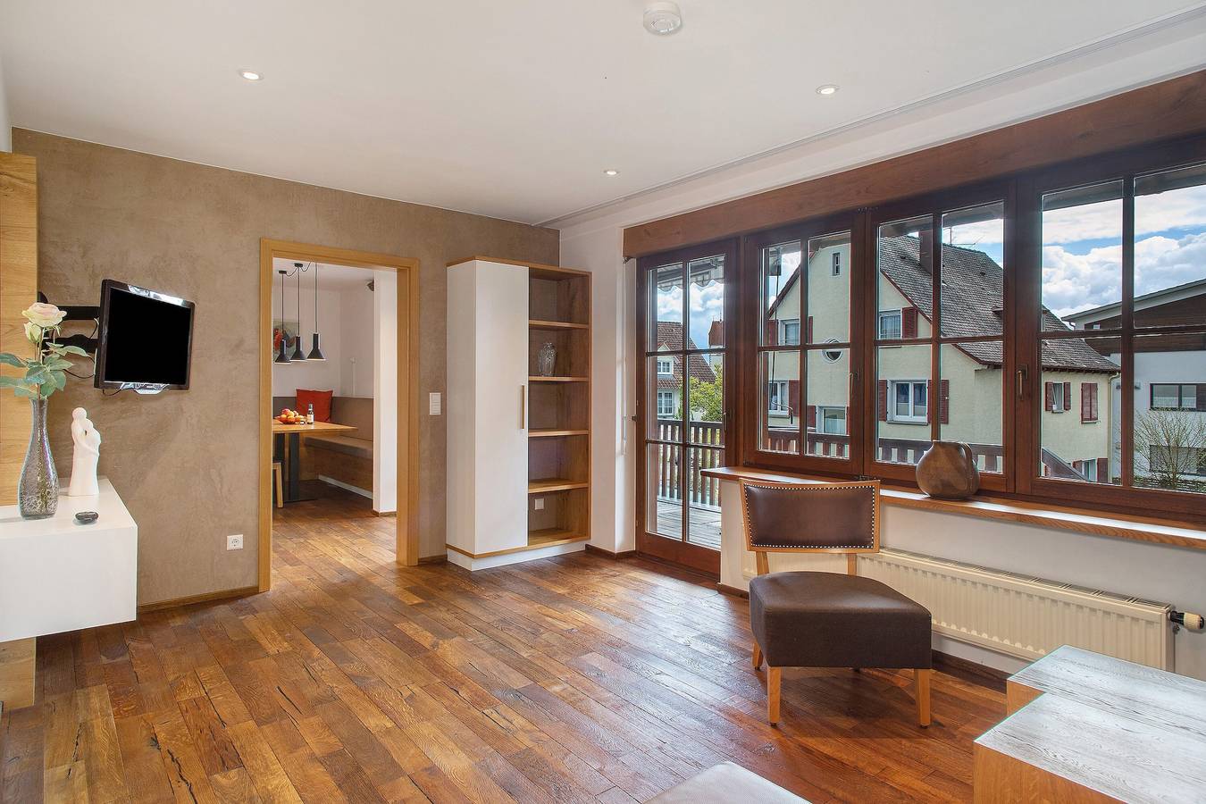 Ganze Wohnung, Ferienwohnung 'Wohnung Alte Laube' mit gemeinsamer Terrasse, gemeinsamem Garten und Wlan in Immenstaad, Immenstaad am Bodensee