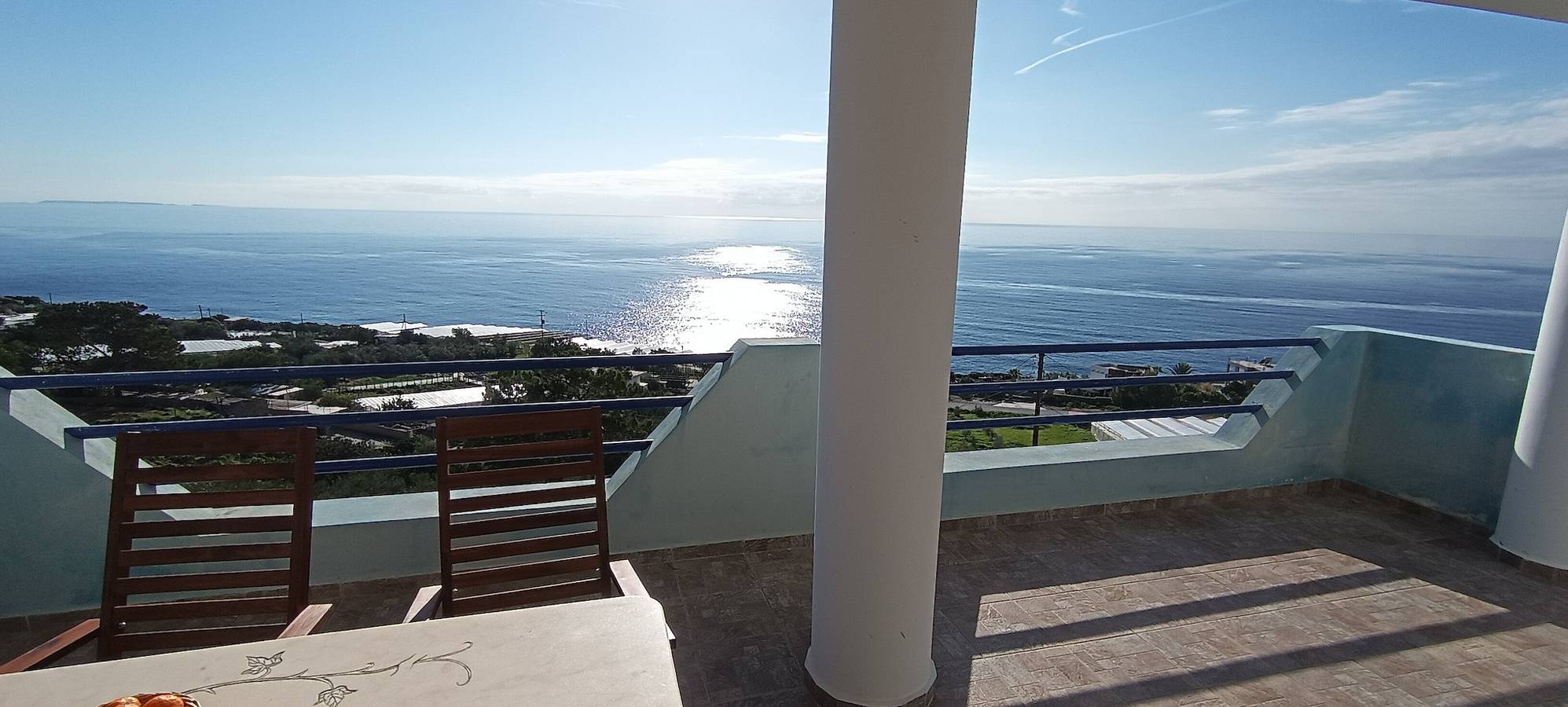 Casa Vacacional 'Blue Window Seaview Maisonette' con Vistas al Mar, Wi-Fi y Aire Acondicionado in Achlia, Lasithi