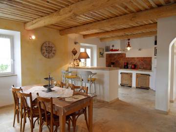 Gîte pour 6 personnes, avec jardin à Bras-d'Asse