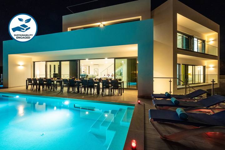 Villa für 34 Personen, mit Garten und Whirlpool sowie Terrasse, mit Haustier - 1